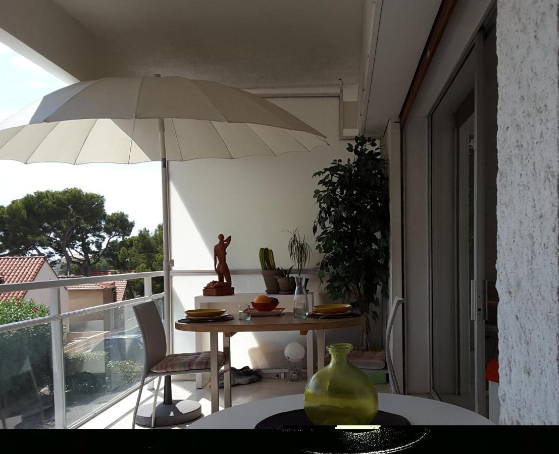 Super Bestouan Apartment Cassis Bagian luar foto